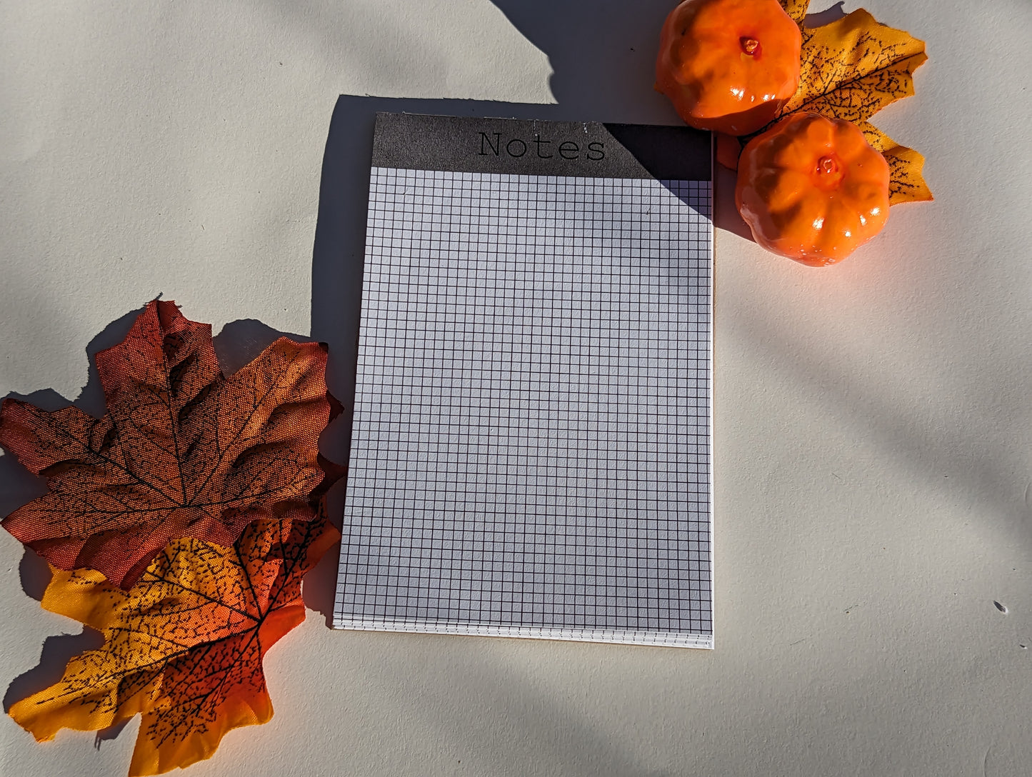 Grey grid Notes notepad