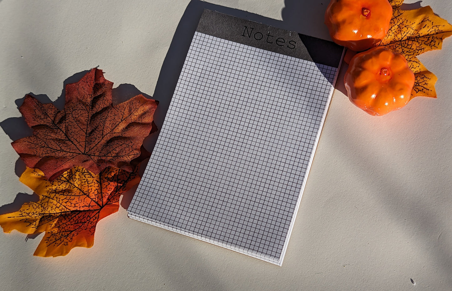 Grey grid Notes notepad